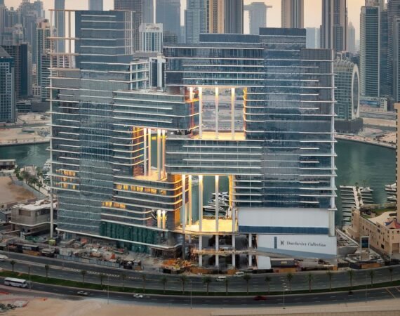 xr:d:DAFm5ekEnSM:8,j:8810561390868264877,t:23062607